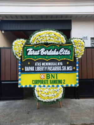 Papan Bunga Duka di Kemang Tanduk