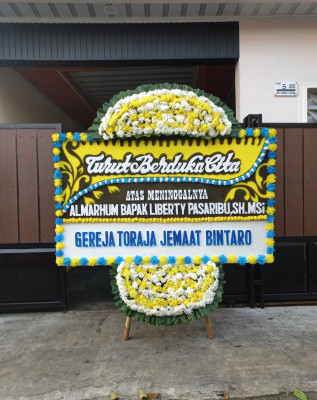 Papan Bunga Duka di Kemang Tanduk